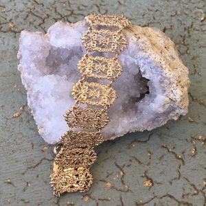 Dainty Gold-tone bracelet